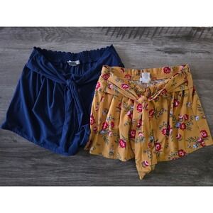 No Boundaries Womens Paperbag Waist Shorts 2 Pack Navy & Floral Yellow (S/M)